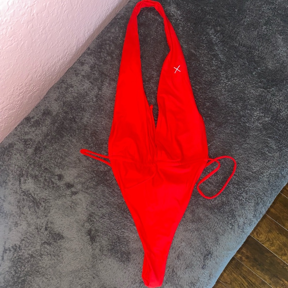 Boutine LA ROSE RED OFF-SHORE ONE PIECE